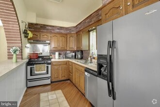 Building Photo - 4305 Lauriston St