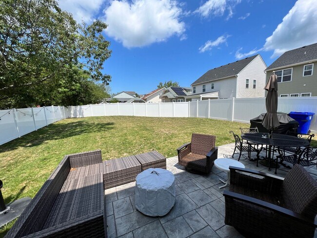 Foto del edificio - 4 bedroom newly built home in Ocean View, ...