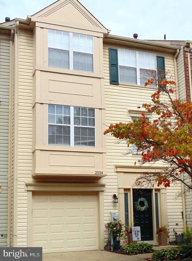 2534 Stow Ct, Crofton, MD 21114 Townhome Rentals in Crofton MD