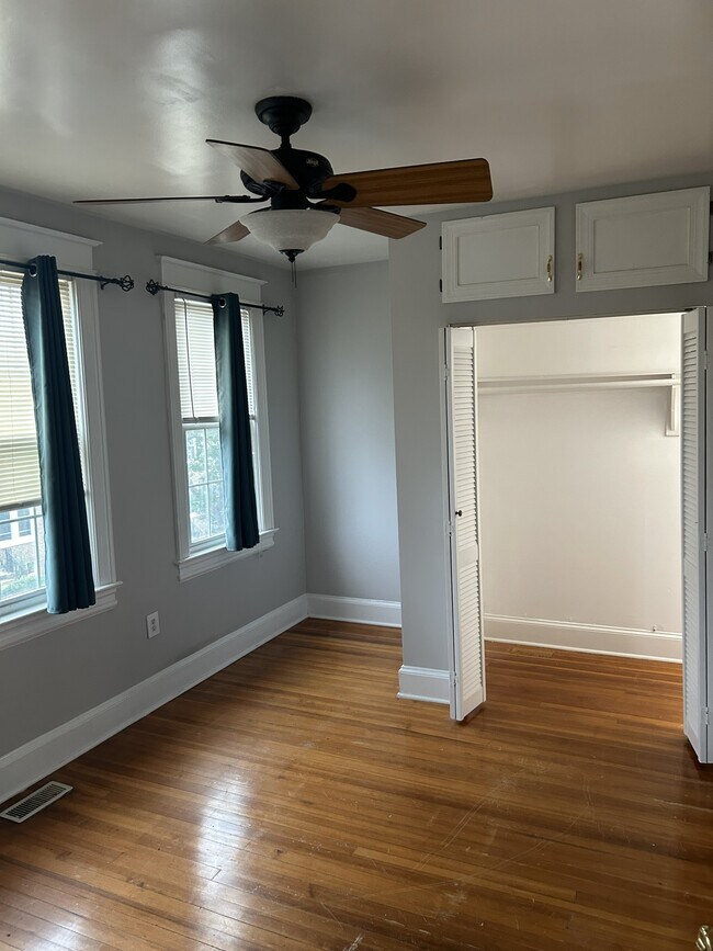 Foto del edificio - 1039 Quebec Pl NW