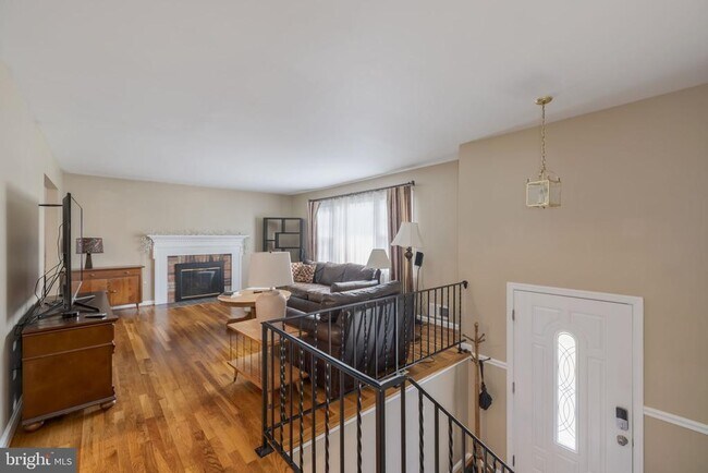Foto del edificio - 7808 Suffolk Ct