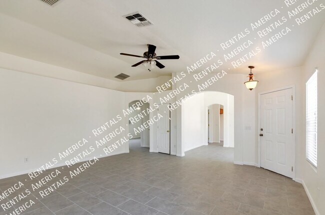 Foto del edificio - Updated home in peaceful Continental Ranch...