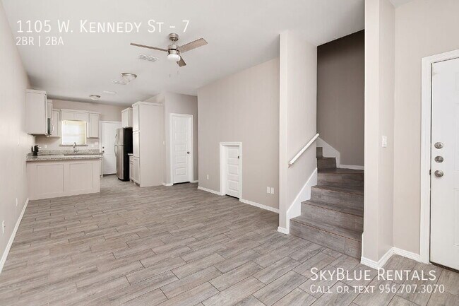 Foto del edificio - 1105 W Kennedy St