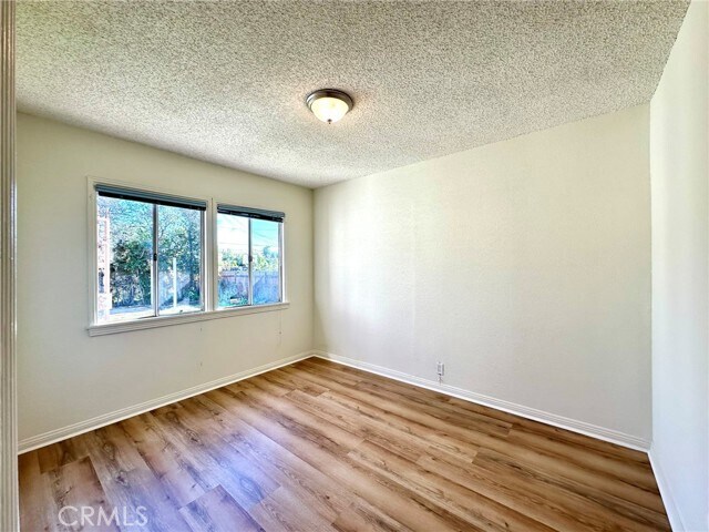 Building Photo - 904 S Ramona St