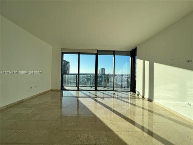Foto del edificio - 68 SE 6th St