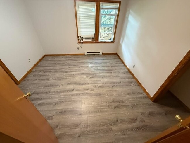 Building Photo - 34 Richelieu St