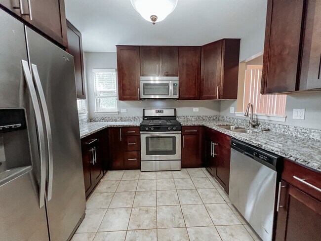 Foto del edificio - 2329 Carpenter Ave