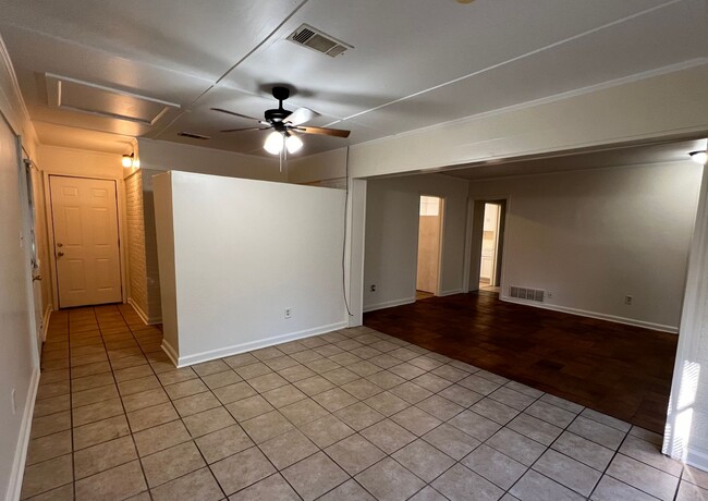 Foto del edificio - Home for Rent in Montgomery