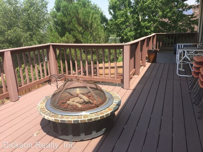 Building Photo - 14655 Virginia Foothills Dr