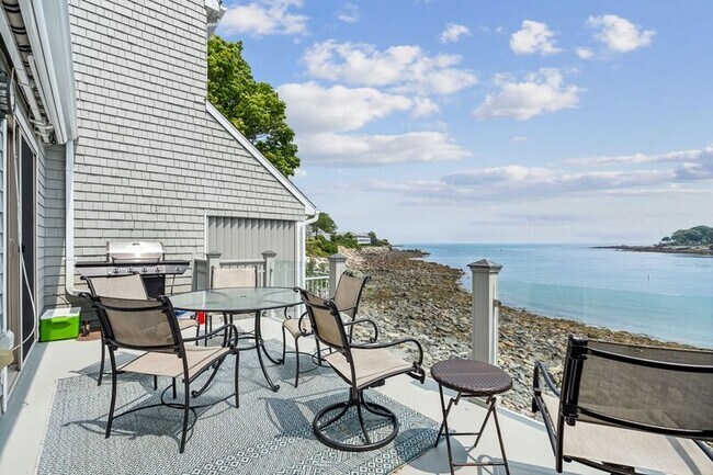 Foto del edificio - 18 Stage Neck Rd