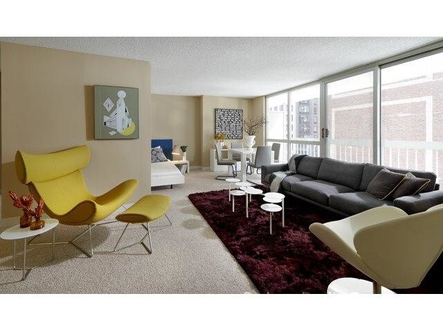 Building Photo - Gold Coast Convertible w/ Renovated Roof Top!
