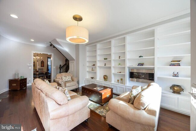 Foto del edificio - 314 E 22nd St