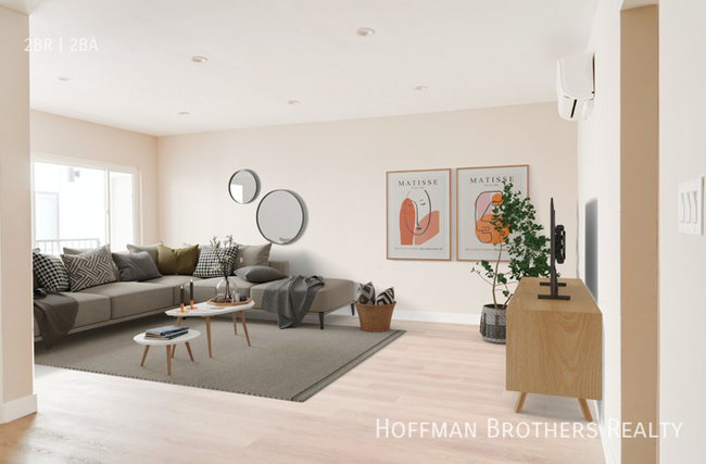 Building Photo - 1307 Tamarind Ave Los Angeles, CA 90028