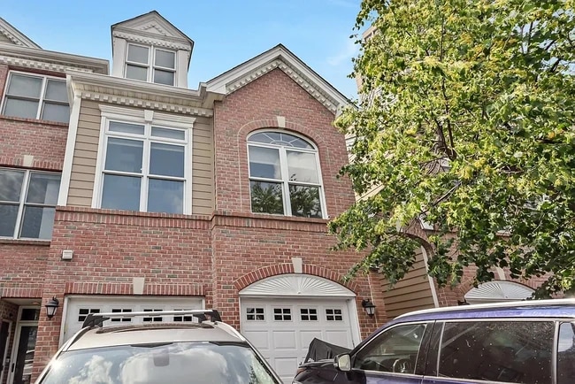 Building Photo - 172 Price Ct