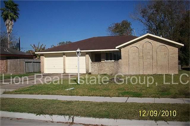 Foto principal - Charming 4-Bed, 2-Bath Home in Houston,Tx