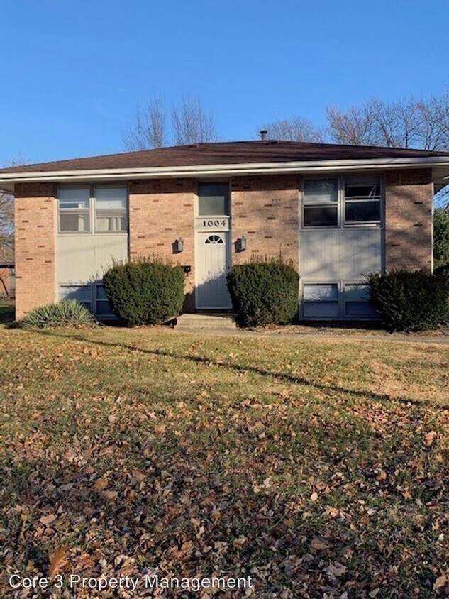 Primary Photo - 1004 Franklin Ave