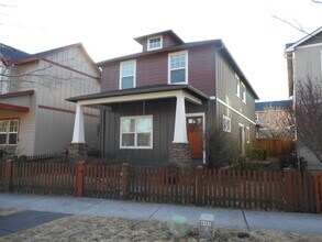 Building Photo - 61746 Darla Pl