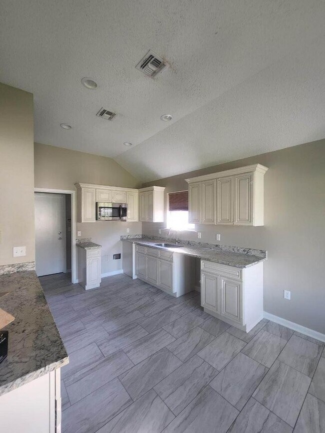 22 Shearwater Dr, LaPlace, LA 70068 House for Rent in LaPlace, LA