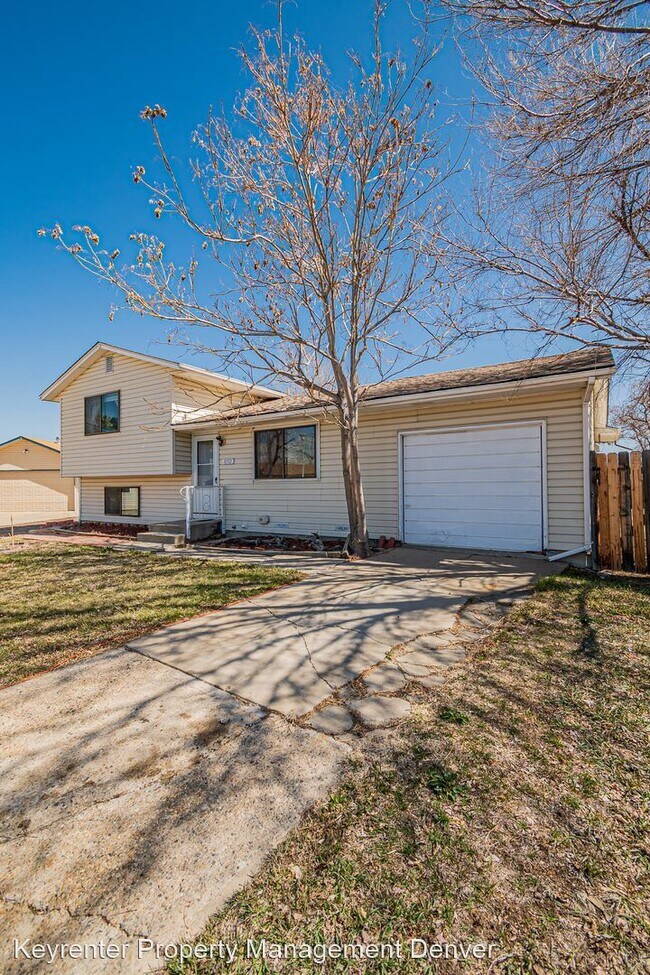 Building Photo - 2 br, 2 bath House - 8332 Vine Place