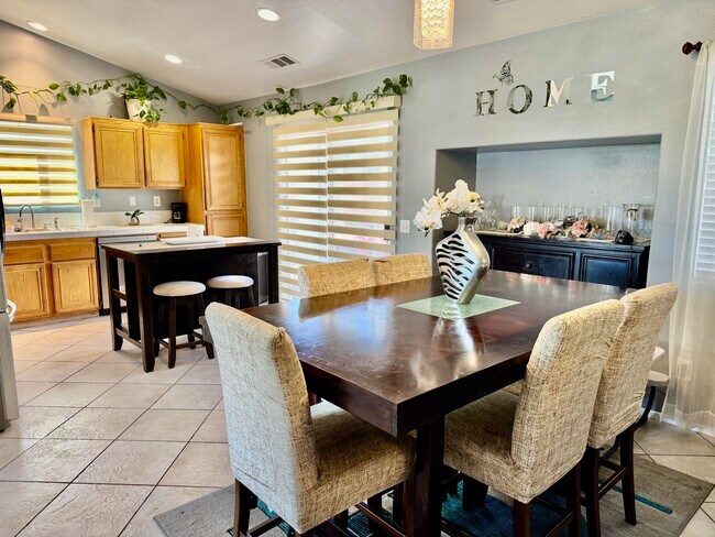 Foto del edificio - 13539 Quinta Way