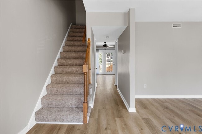 Building Photo - 2218 Kingsbrook Dr