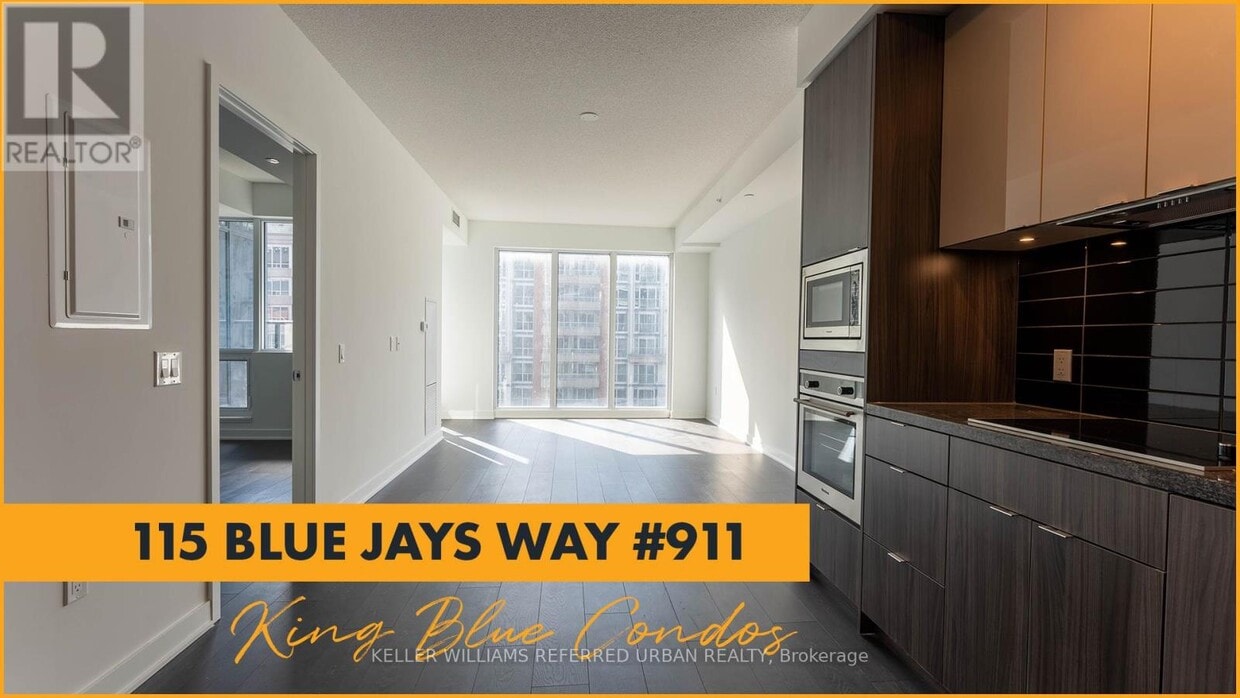 Photo principale - 115-115 Blue Jays Way