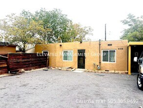 Building Photo - 2102 Edith Blvd SE