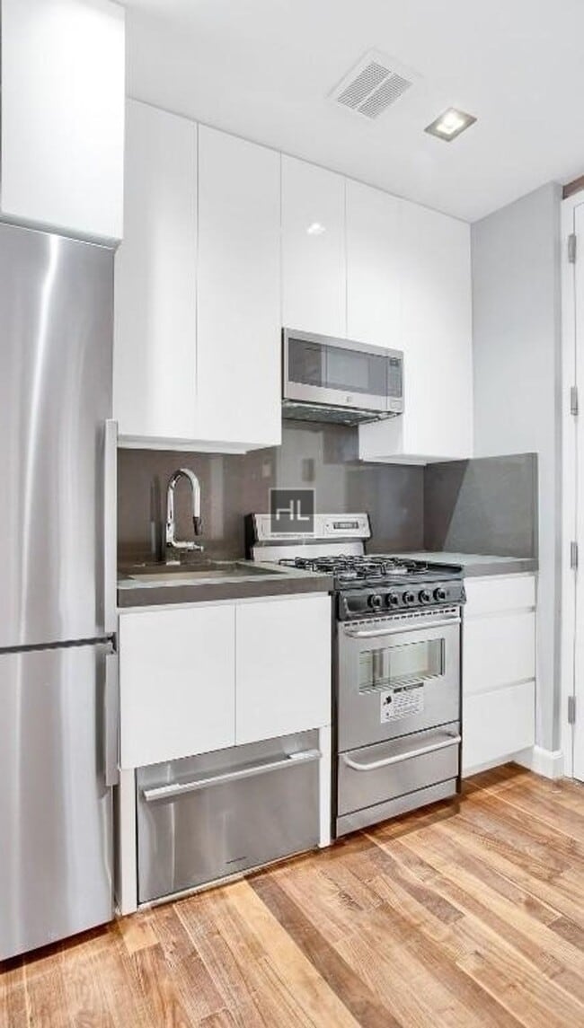 Foto del edificio - Mott Street