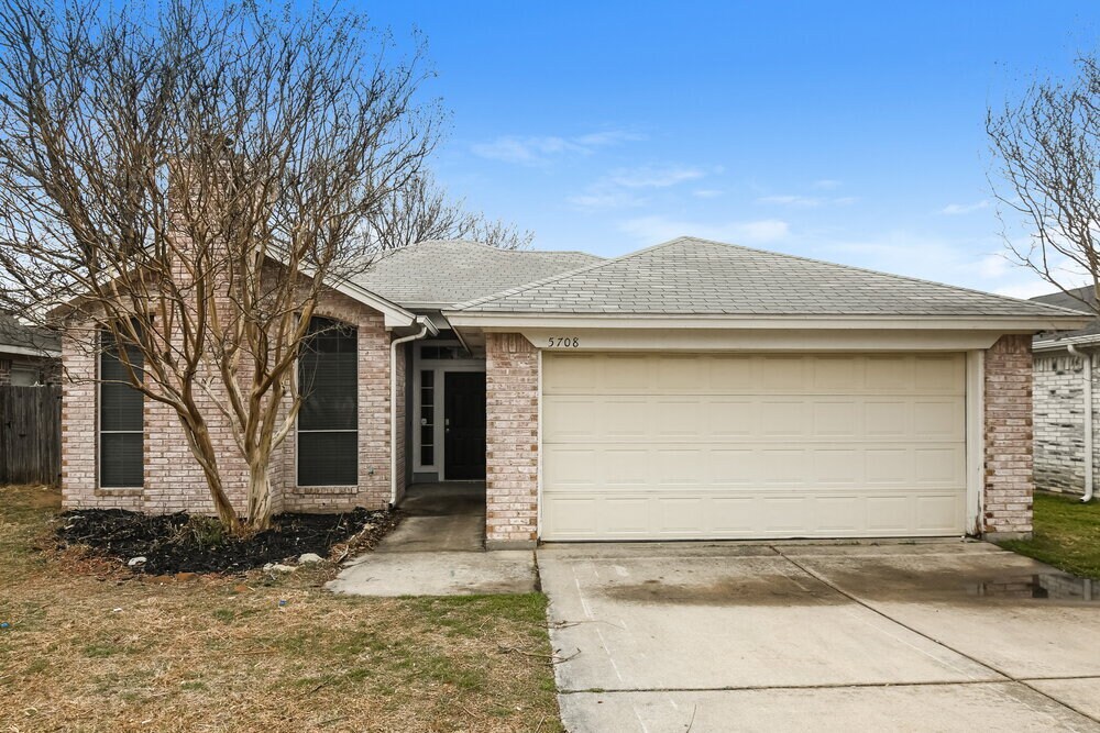 Foto principal - 5708 Shady Springs Trail