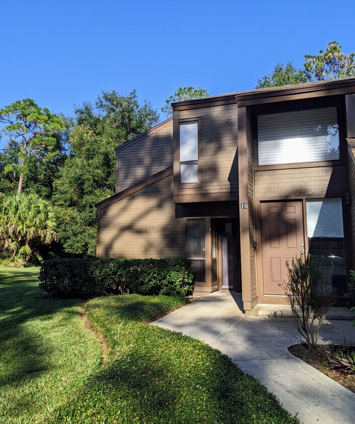 Foto principal - 16 Sherbury Ct