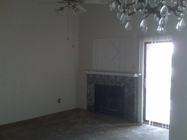 1 bedroom upstairs - 2227 Madison Dr