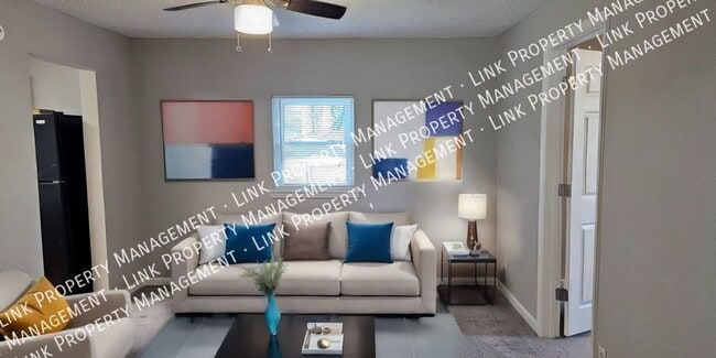 Foto del edificio - Completely Remodeled 2 Bedroom with a Huge...