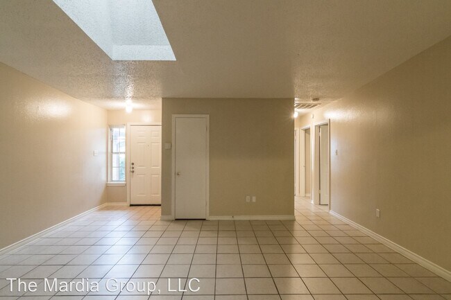 Building Photo - 3 br, 2 bath House - 4708 Berridge Lane