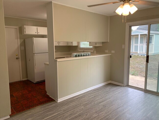 Building Photo - 3810 Warpath St