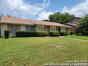 Primary Photo - 2447 Hiawatha St