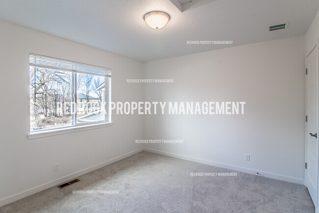 Foto del edificio - 1110 N Davis Ln