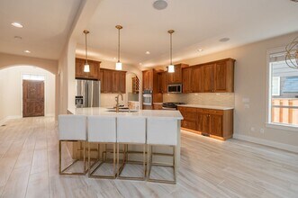 Building Photo - 20466 Jacklight Ln