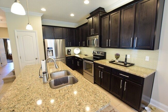 Building Photo - 2535 River Landing Dr