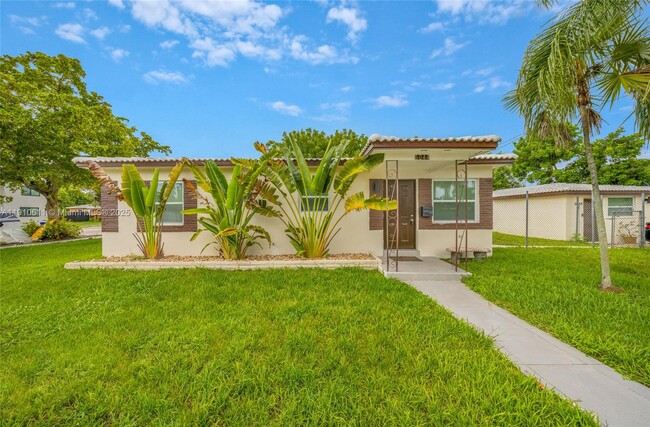 Foto del edificio - 6044 Funston St