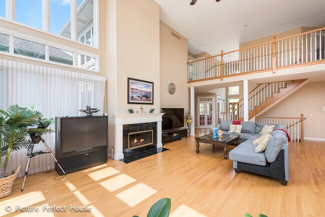 Building Photo - 3571 Scottsdale Cir