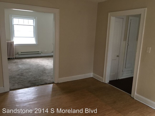 Building Photo - 2914 S Moreland Blvd
