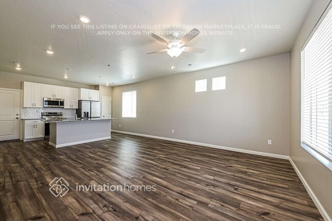 Building Photo - 42 N Riverside Dr