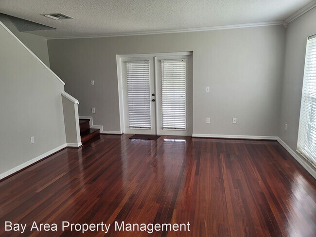 Foto del edificio - 659 Kensington Lake Cir