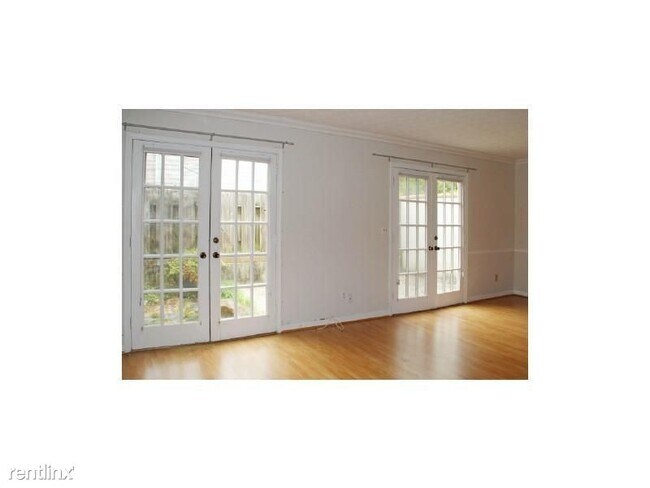 Foto del edificio - 3 br, 2.5 bath Townhome - 218 Forkner Dr