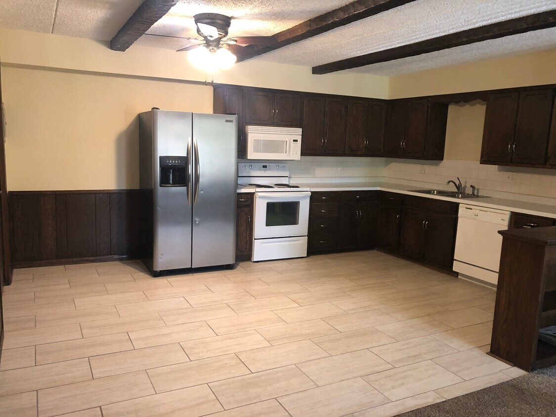 Foto principal - 304 4th St S