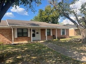 Building Photo - 6419 Landmark Dr