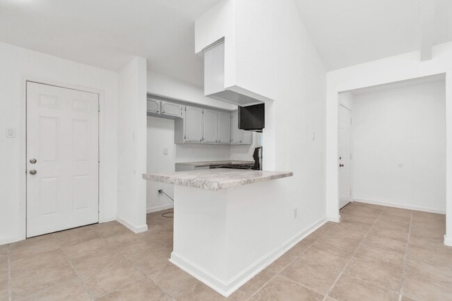 Foto del edificio - 12118 Ryewater Dr