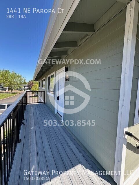 Building Photo - 1441 NE Paropa Ct