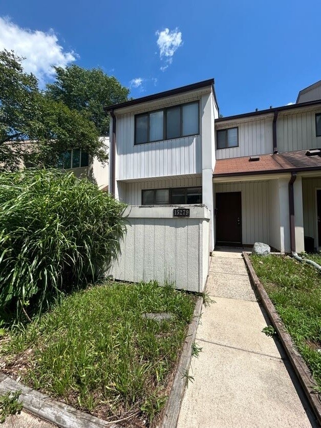 Foto principal - 15279 Lodge Terrace