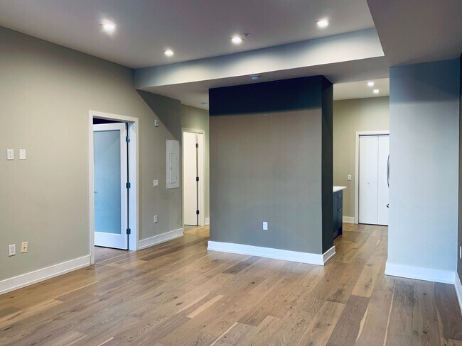 Foto del interior - 4525 Walnut Associates LP